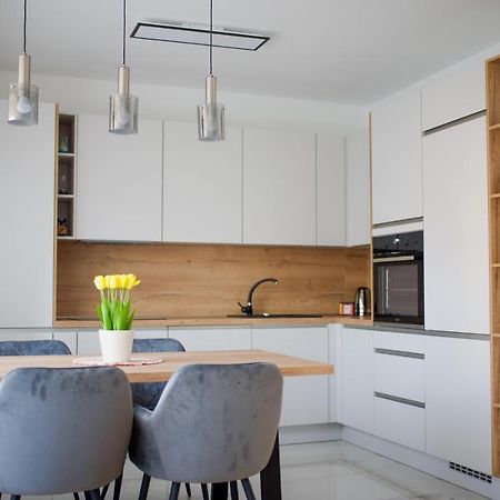 Apartman Plum - Self Check In, Free Parking โอซีเยก ภายนอก รูปภาพ