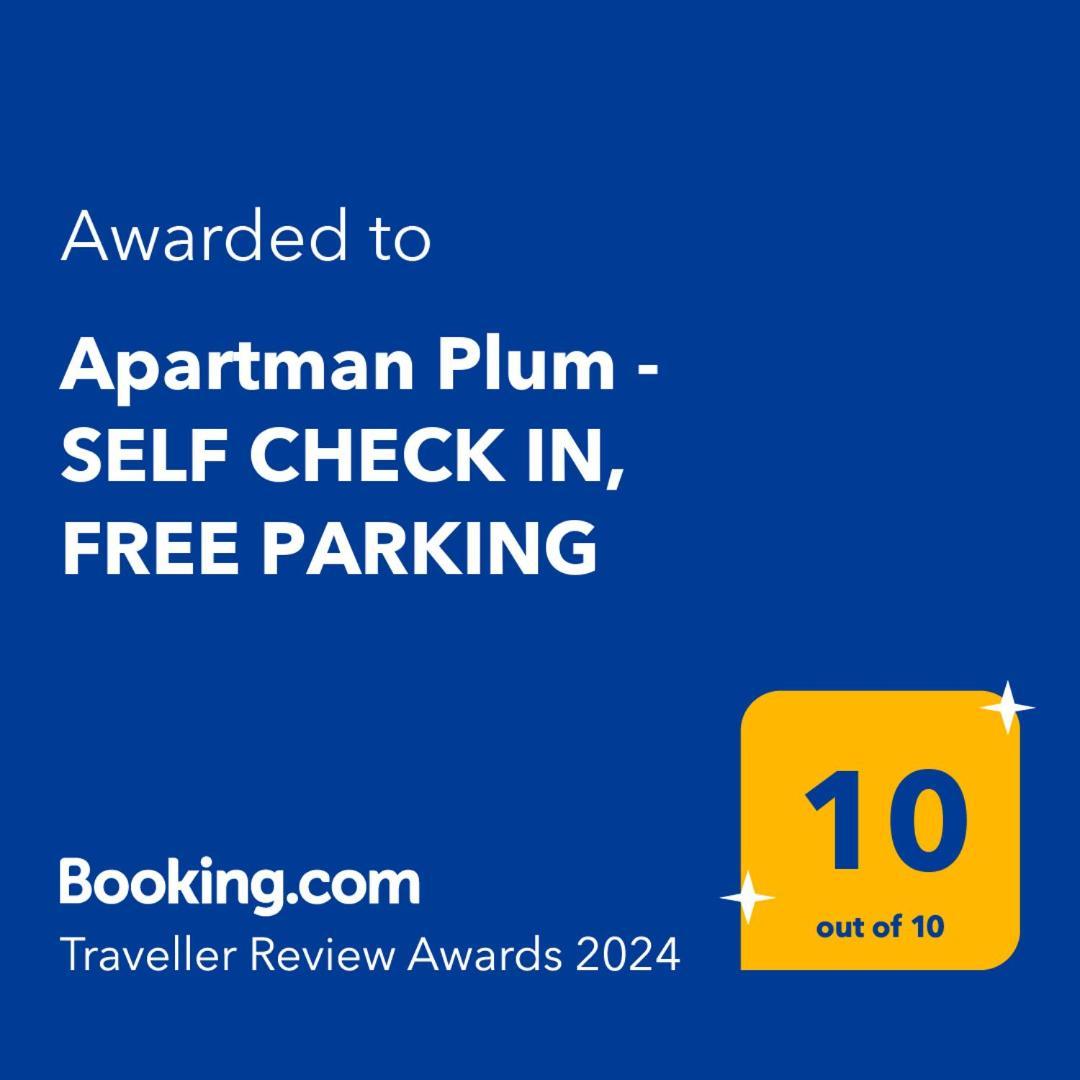 Apartman Plum - Self Check In, Free Parking โอซีเยก ภายนอก รูปภาพ